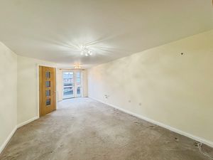 Photo 9- click for photo gallery